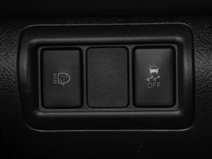 Toyota  16