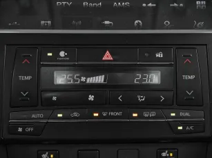 Toyota  18