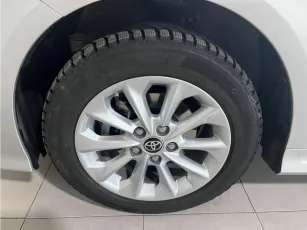 Toyota  8