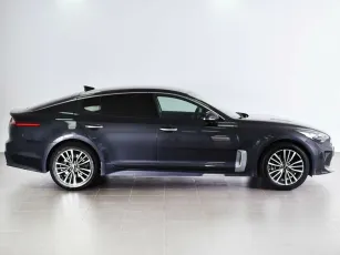 Kia  4