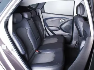 Hyundai  11