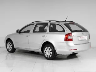 Skoda  4