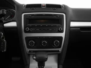 Skoda  8