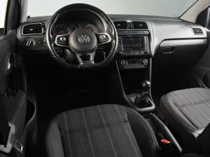 Volkswagen  6