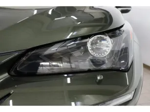 Lexus  8