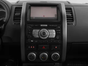 Nissan  17