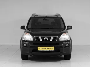 Nissan  2