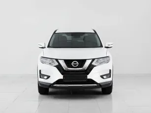 Nissan  2