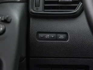 Nissan  20