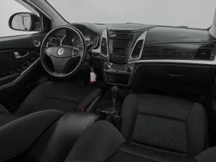 SsangYong  9