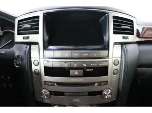 Lexus  11