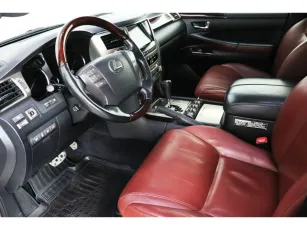 Lexus  12