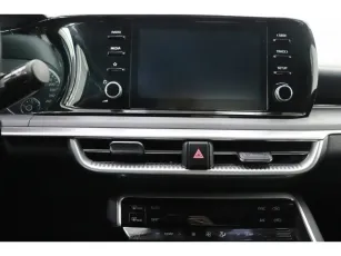 Kia  12