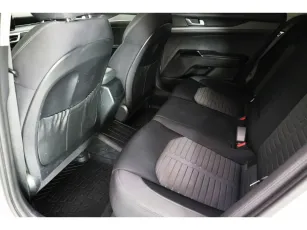 Kia  14