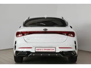 Kia  5