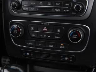 Kia  15