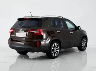 Kia  4