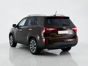 Kia  5