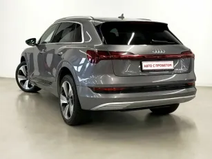 Audi  5