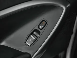 Hyundai  13
