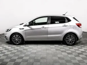 Kia  3