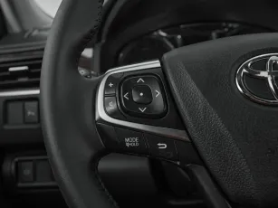 Toyota  11