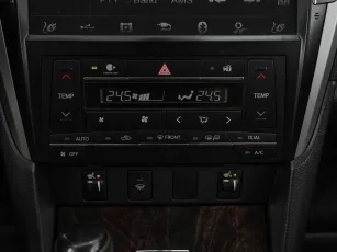 Toyota  18