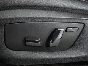 BMW  13