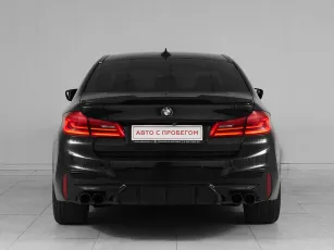 BMW  5