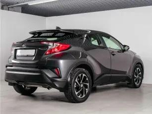Toyota  5