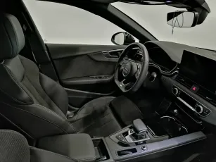 Audi  8