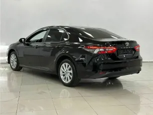 Toyota  2