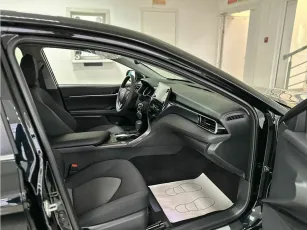 Toyota  9