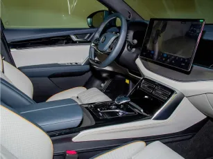 BYD  4