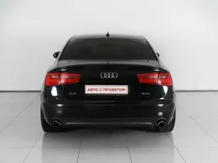 Audi  5