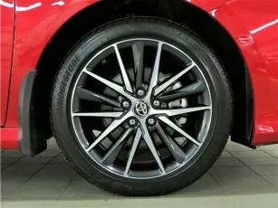 Toyota  7