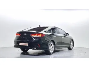 Hyundai  3