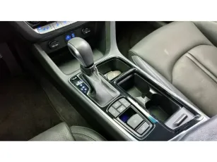 Hyundai  7
