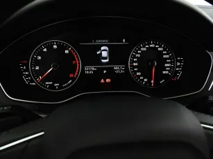 Audi  9