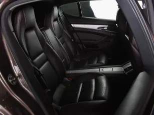 Porsche  15