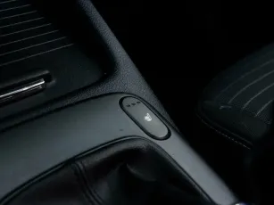 Kia  8