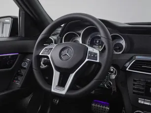 Mercedes-Benz  11