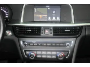 Kia  10