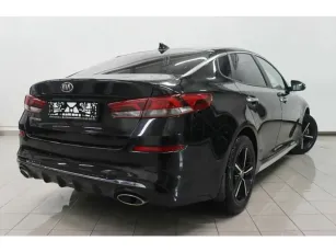 Kia  3