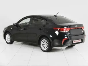 Kia  3