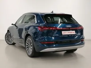 Audi  4