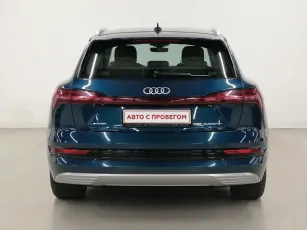 Audi  5