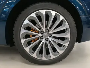 Audi  7