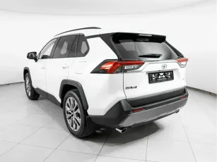Toyota  4