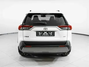 Toyota  5